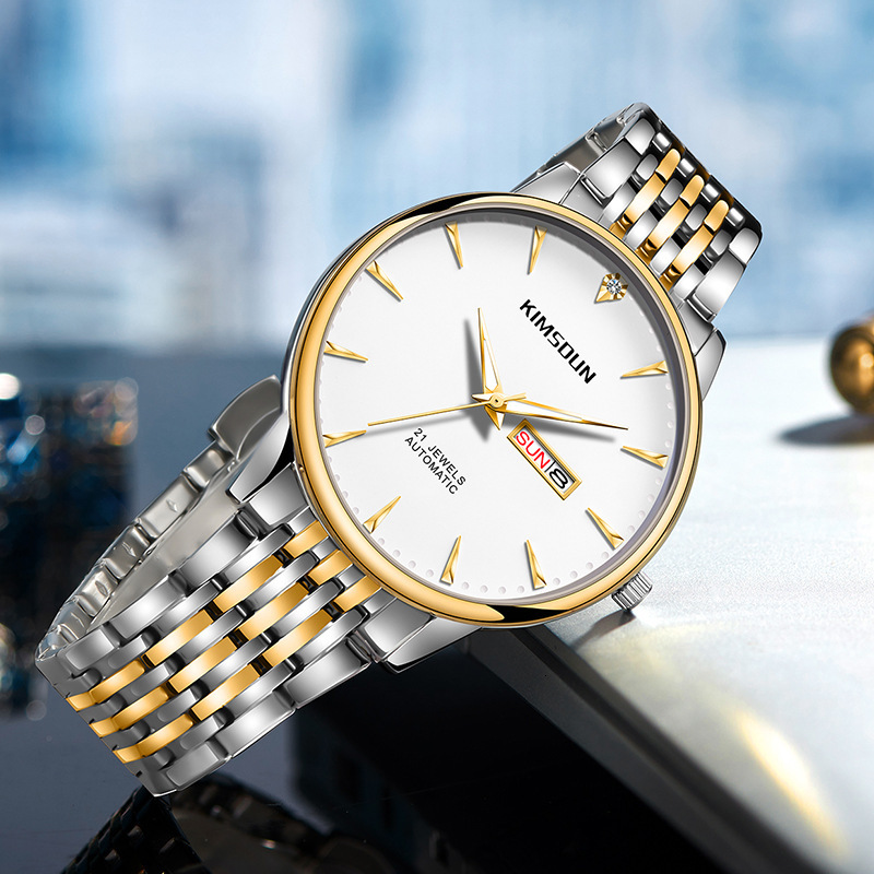 Watches Men Designer Wristwatch Stainless Steel Watch Band Luxury Chic Quartz Vintage Sports Elegant Sports Diving Reloj Hombre Homme Montre De Luxe