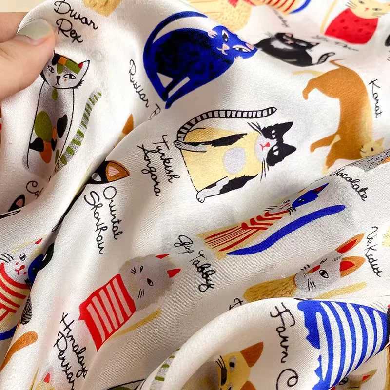 100 Mberry Silk Scarf Cute Cat Print Lightweight Square Scarf for Wen Fashion Neck Scarf Hair Fall Wens Scarves X260328