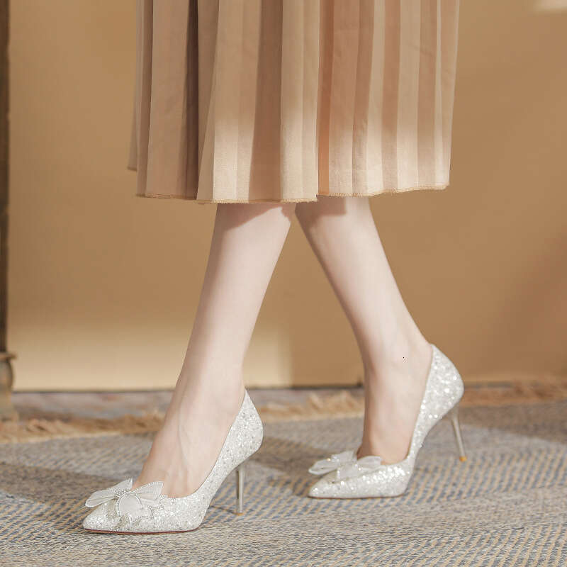 2026 Women French Style High Heels Bride Dress Banquet Rhinestone Bow Wedding Shoes Elegant Pointed Toe Sequin Pumps