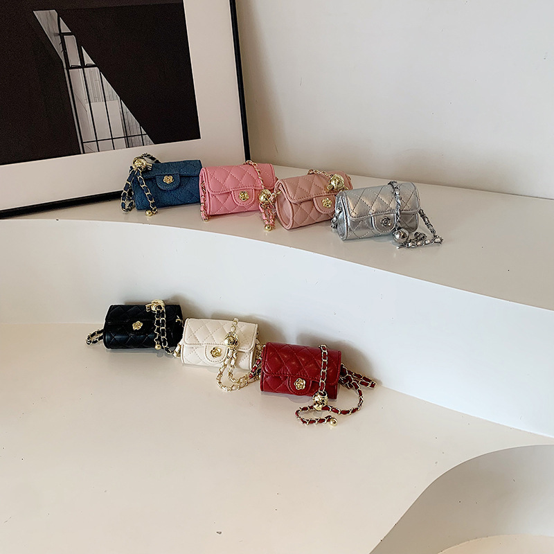 Free Shipping High Value Denim Quilted Mini Bag for Women Camellia Lock Chain Crossbody Purse