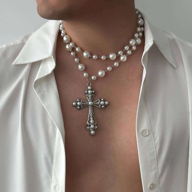 Hip-hop Luxurious Punk Style Necklace Cross Collage Imitation Pearl Collar With Exquisite Delicate Perfect For Everyday Wear As A Versatile & Jewelry 