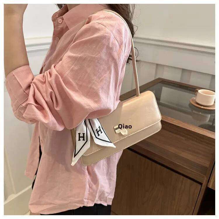 Chic Spring Hot Sale Of The Season Women S Single Shoulder Luxury Ribbon Butterfly Knot Small Square Bag Soft PU Leather Neu Liksusie