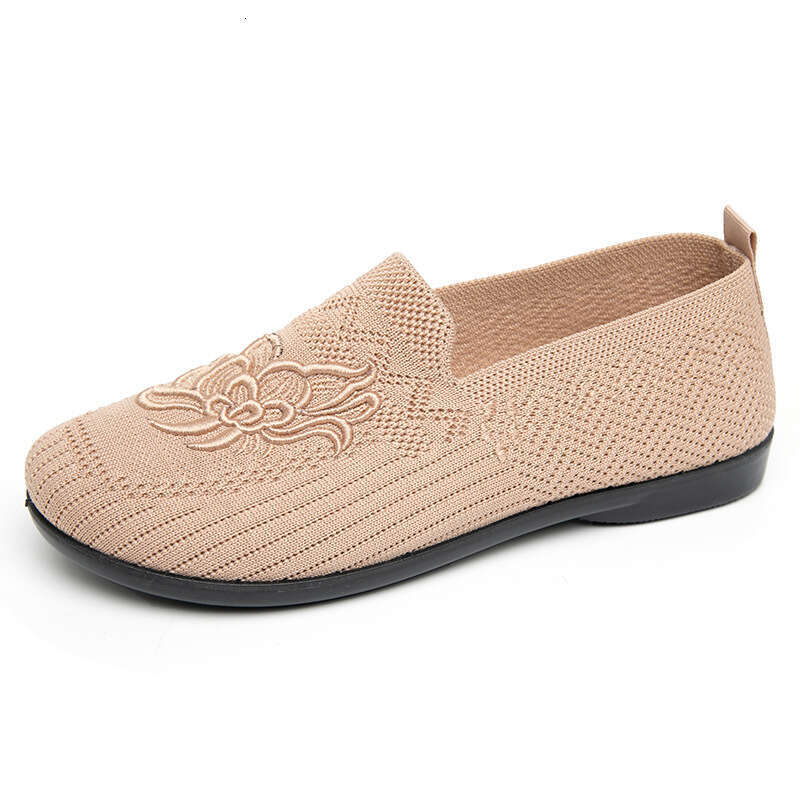 Free shipping 2026 Spring Embroidered Slip-On Women's Flat Fashion high quality Casual Mom Shoes Ladies Loafers