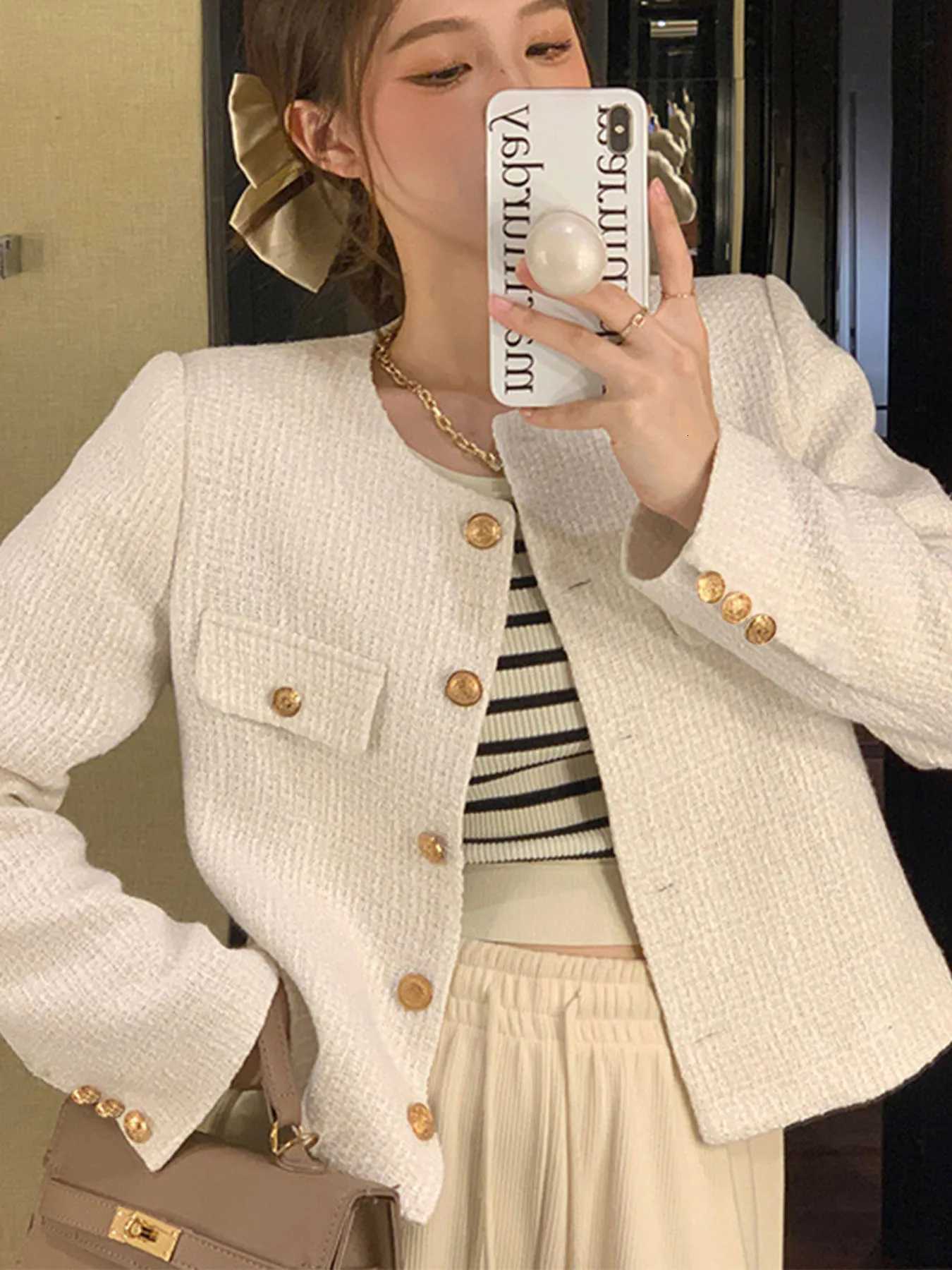 French Wool Tweed Coat Fashion High-end Gold Button Short Slim Temperament Spring and Autumn Korean Coats Women Jacket NewT260328