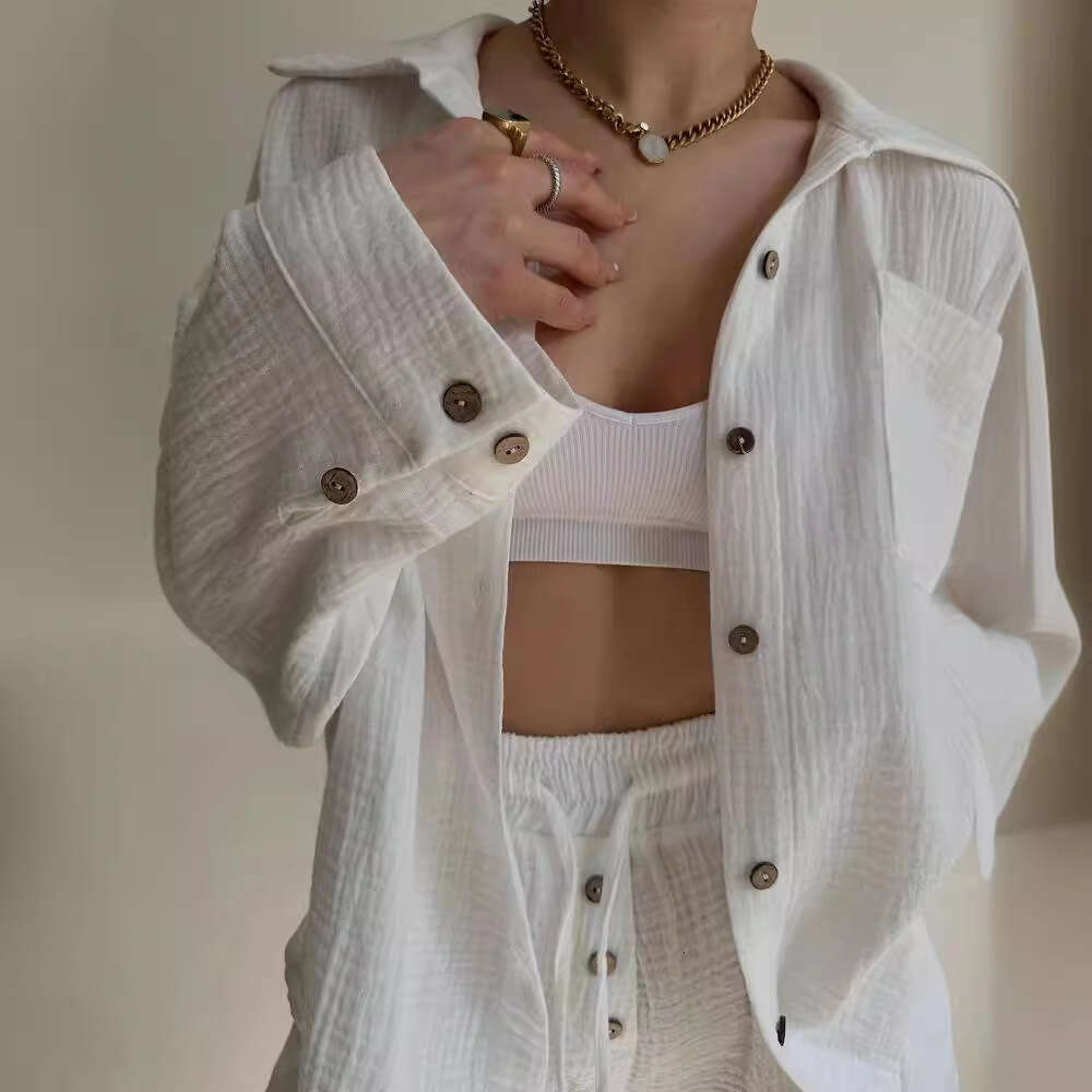 2026 European American women's fashion wrinkled fabric collared long-sleeve shirt and high-waisted drawstring shorts stylish casual two-piece set