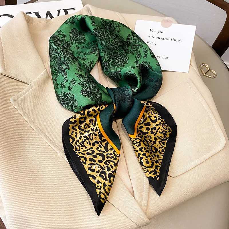 2024 New Satin Shawl Design Wild leopard Print Silk Square Wen neck scarves Wrap kerchief Beach Hair Band wens bandana X260328