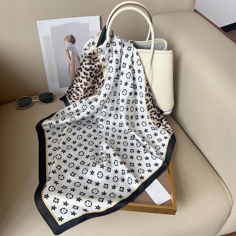 70x70cm Charm Presbyopia Printing Floral imitate Silk Scarf Headband for Women Girls Fashion Long Handle Bag Scarves Paris Shoulder Tote Luggage Ribbon Head Wraps