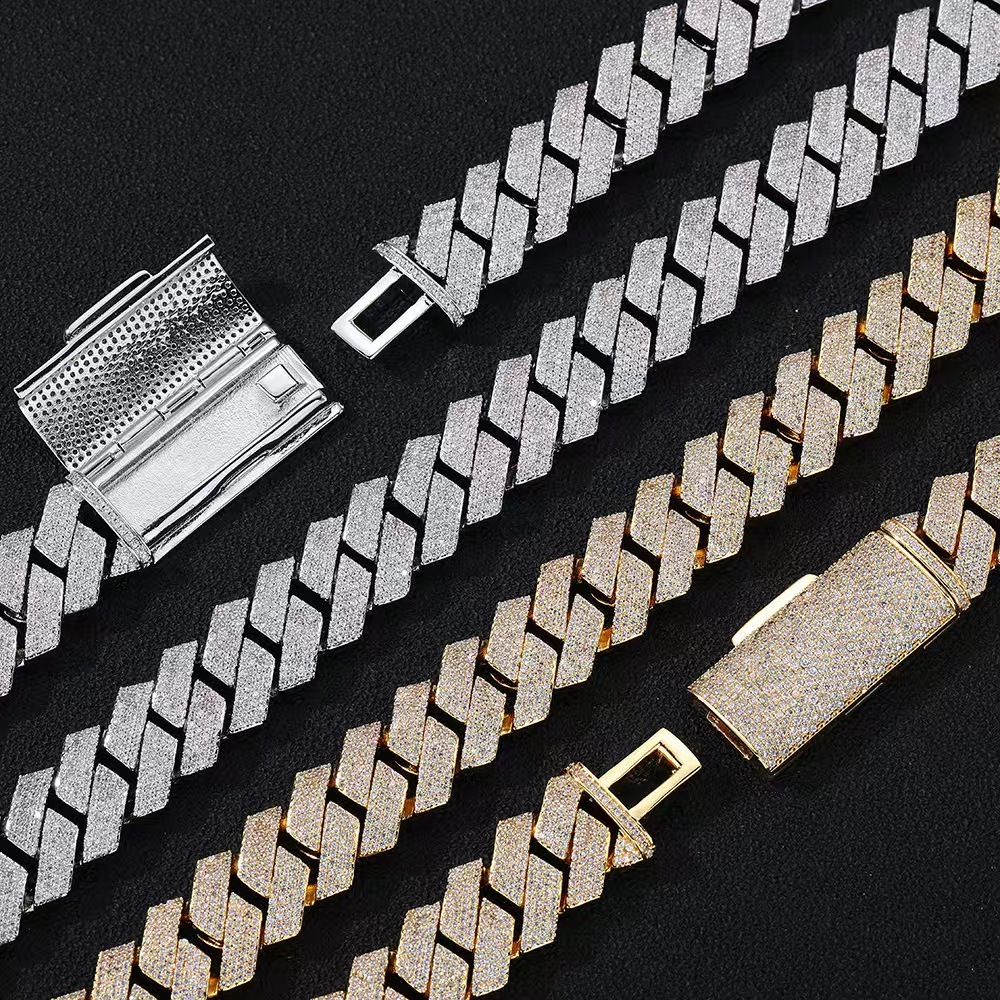 Hip-hop trend 15mm four-row diamond-set morganite straight clasp rhombic Cuban chain - A unique and sophisticated men's necklace