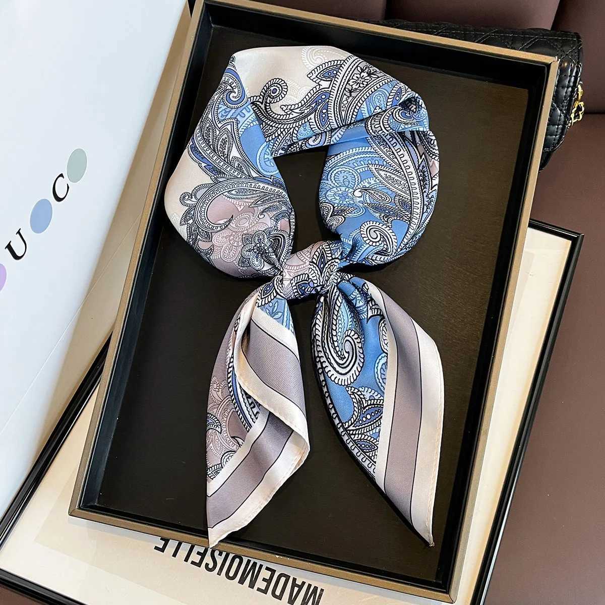 1Pcs Luxury Imitation Silk Square Scarf Womens Double-sided Paisley Print Neckerchief Bandanas Foulard Hairbands Shawls Wraps Z260330