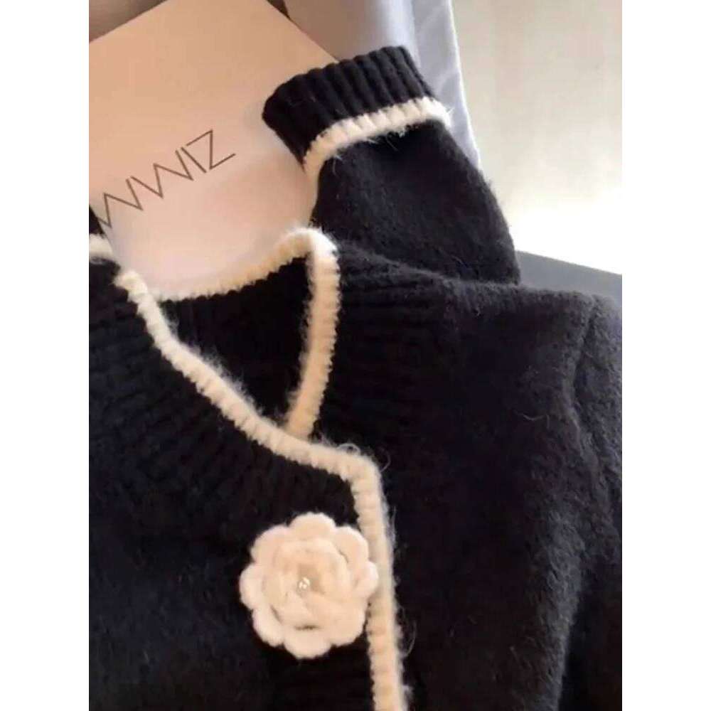 Women's Small Fragrance Style Camellia Sweaters Cardigan Autumn New O-Neck Long-Sleeved Sweater Temperament Knitted Tops