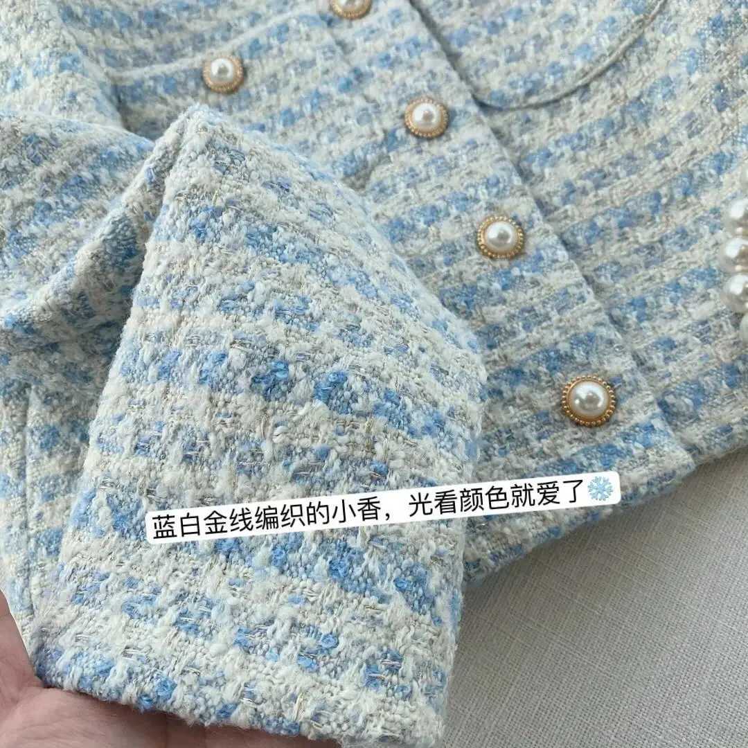 Small fragrant wind woven coat womens autumn and winter new temperament loose Pearl button cardigan fashion short coatT260328