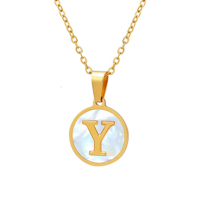 Personalized 26-letter Internet-famous White Seashell Round Design For Women, Titanium Steel Pendant Necklace That Does Not Fade