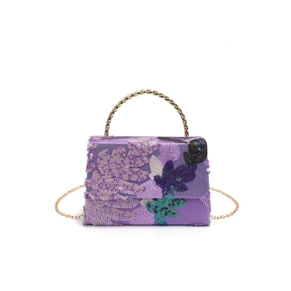 Chinese Embroidery New Arrival Bucket Design Random Women S Floral Pattern Clutch Bag Purple Color Sequines Women Evening Bags Envelope Clutch Bags