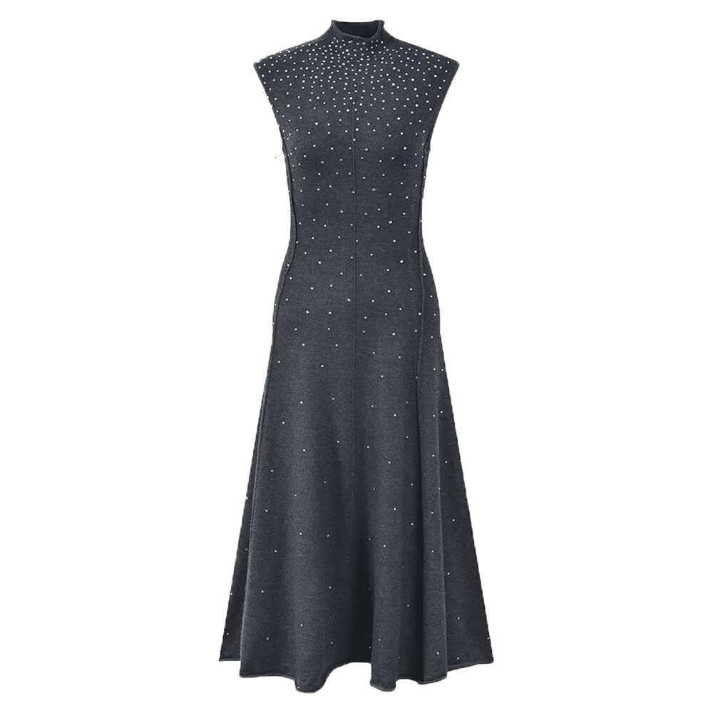 2026 Designer S18 Elegant French Embroidery Half High Neck Slim Sleeveless Grey Knitted Women's Dress