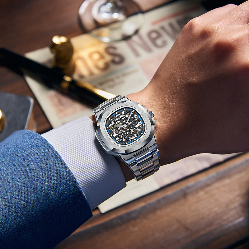 Watches Men Designer Diamond Fashionable Horloge Sporty Formal Occasions Reloj Hombre Homme Montre De Luxe