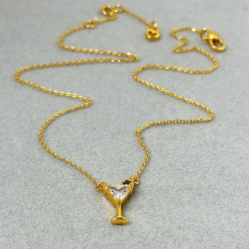 Designer luxury Korean-style new popular commuter KS niche design zircon inlaid cocktail earrings and necklace for women, fashionable and elegant