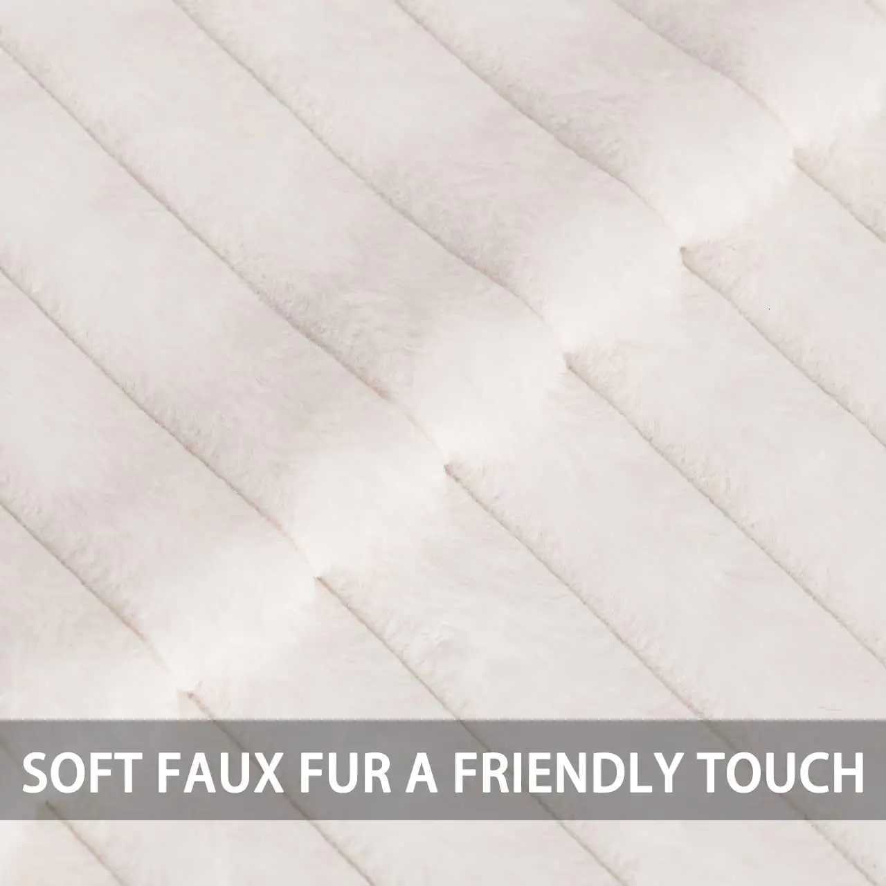 Pack of 2 Faux Fur Christmas Throw Pillow Covers Soft Plush Striped Neutral Decor for Sofa Living Room Bed Cream White H260330 - view 4
