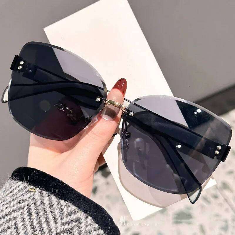 Large Frame Cat Eye Fashion Sunglasses New UV Protection Women's Edge Cutting Frameless DS-8208 26Y0330