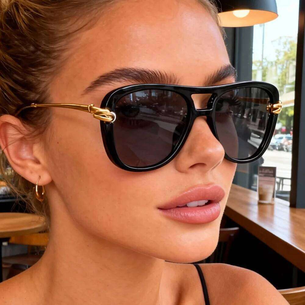Vintage Knot Leg Oversize Square Cat Eye Sunglasses for Women New Fashion Alloy Black Gradient Sun Glasses Ladies Elegant Shades 26Y0330