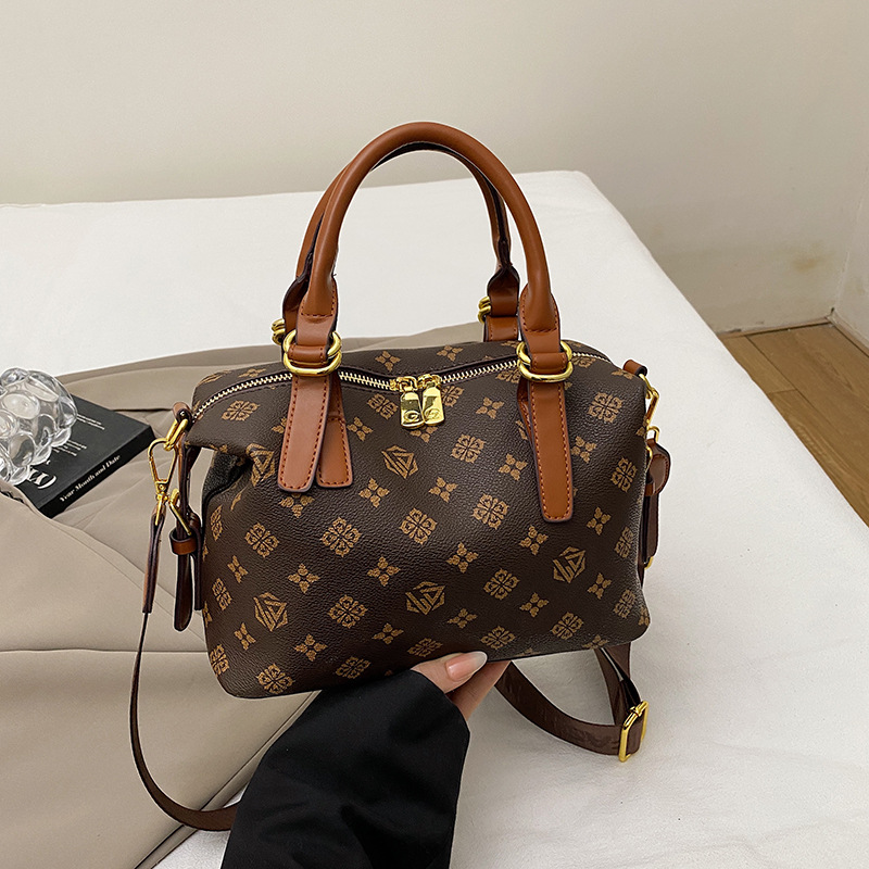 Elegant Women's Bag 2026s New Style Printed Design Versatile Tote Bag Large Capacity Handbag Chic Shoulder Bag Crossbody Bag Free Shipping