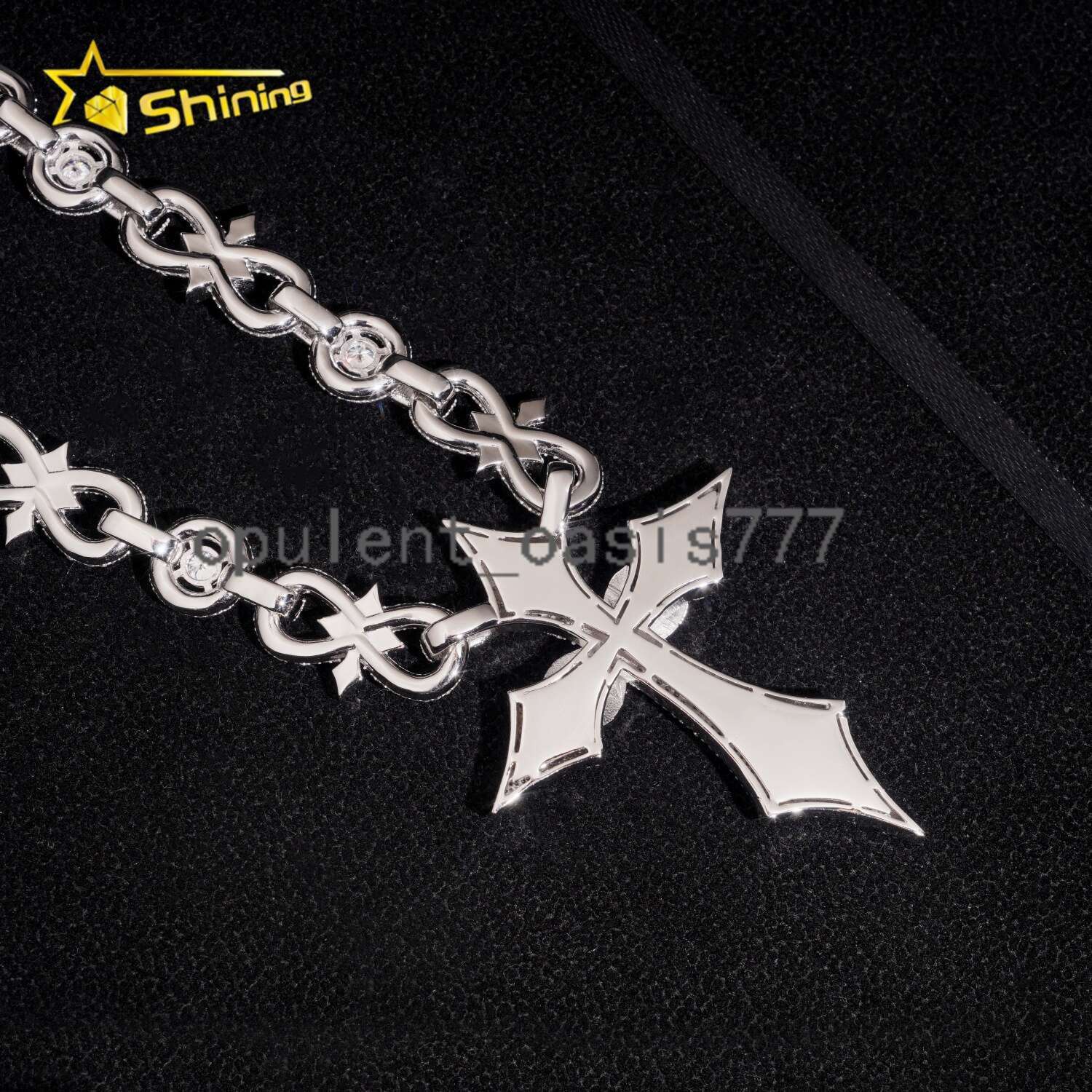 New Arrival Iced Out 925 Silver Moissanite Cuban Link Chain with Cross Pendant Luxury Men Infinity Cuban Link Moissanite Jewelry