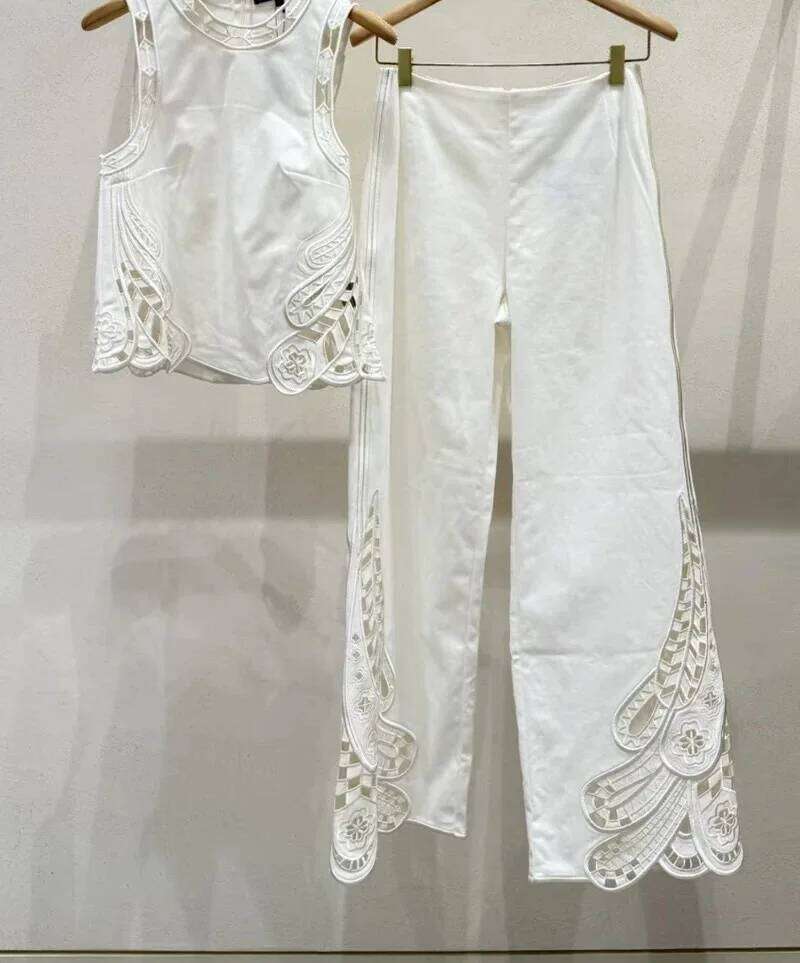 White Set Female Fashionable Hollow Embroidered Top+Fashion Wide Leg Pants Summer Mdng260330