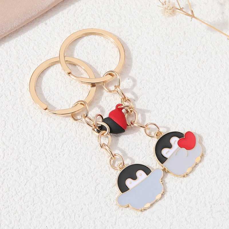 Cute Heart Magnet Penguin Keychain Lovely Aniaml Key Chain For Cosplay Accessories Handmade Keyrings Z260330