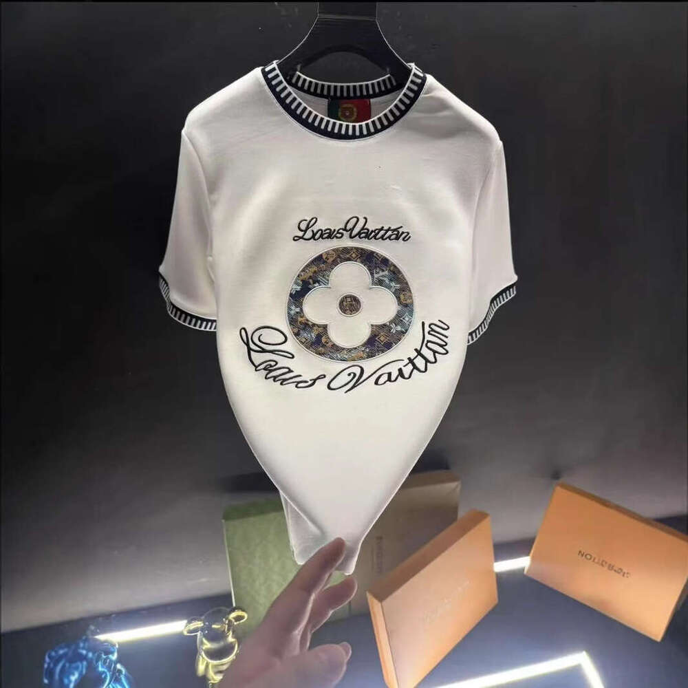 luxury Summer New Round Neck Men's Light Luxury Half Slim Designer Embroidered T-Shirt Fashion Short Sleeve