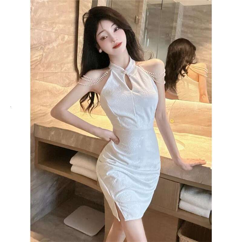 New Chinese-Style Elegant Improved Cheongsam Young Style, Everyday Sleeveless Off-Shoulder Slim-Fit Short Dress, Trendy Qipao Hanfu Silk