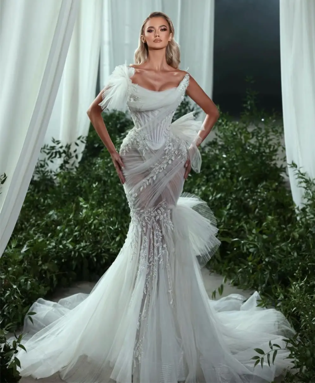 Unique Mermaid Wedding Dress Sexy Lace Appliqued Beading Sequined Illusion Bodice Bridal Gowns Beach Tulle Robes De Mariee