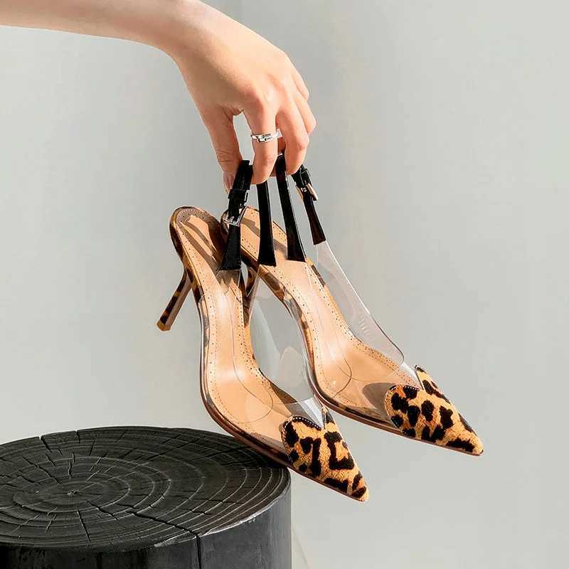 Fashion Heart Design Women Pumps Sexy Pointed Toe Clear High Heels Wedding Prom Shoes PVC Transparent Sandals Party Pumps Z260330