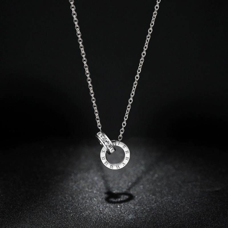 Designer luxury Roman Double Ring Necklace for Women Summer Light Luxury Niche Clavicle Chain Design Sense Number Pendant Choker New Titanium Steel Ne