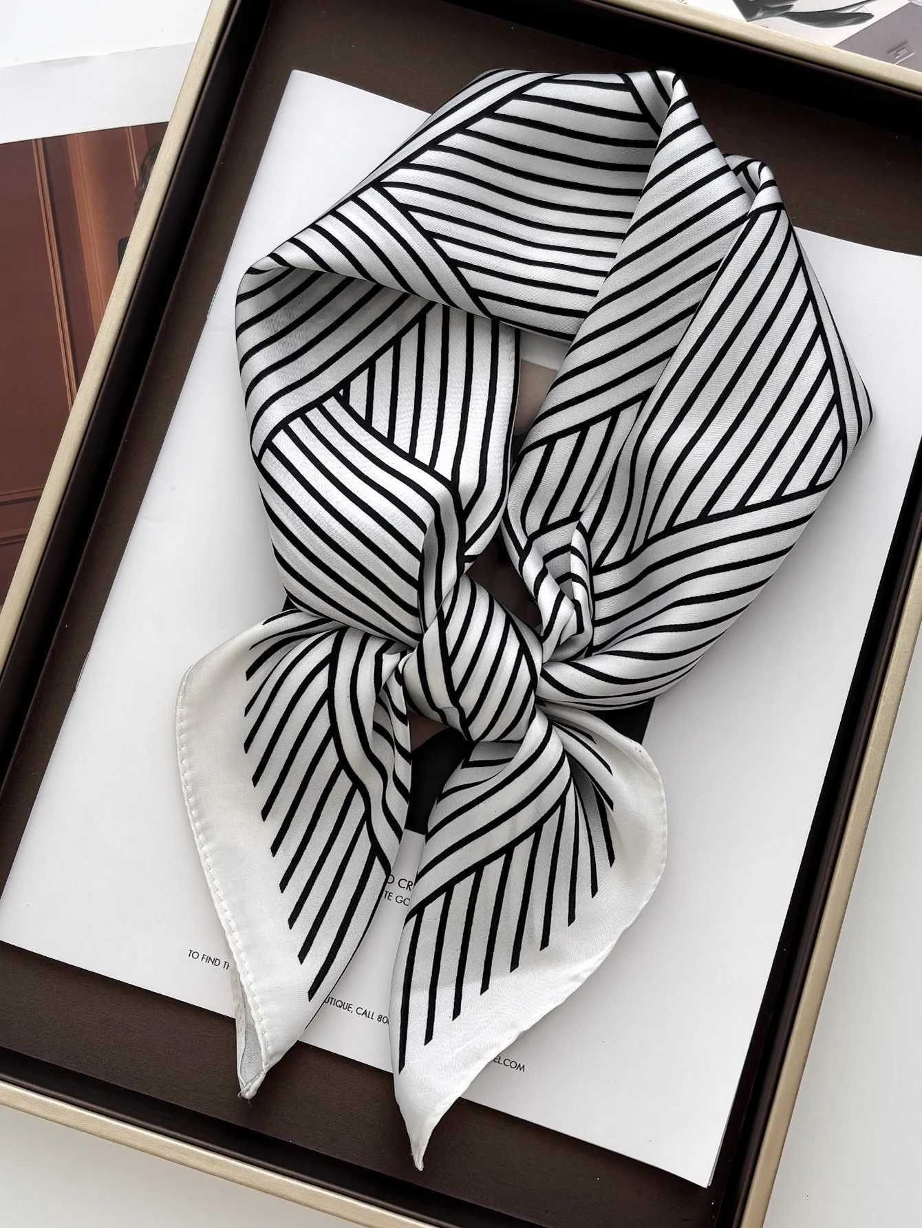 Flower Printed Square Scarf Elegant Thin Breathable Decorative Neck Scarves Windproof scarf For Wen X260328