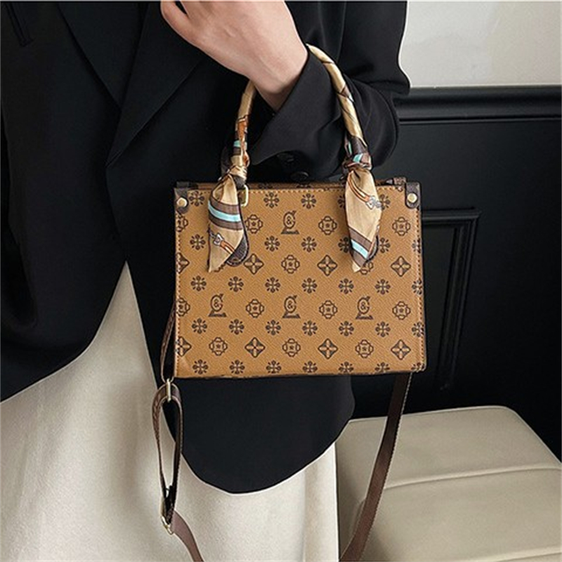 Free shipping Designer bag Plaid tote bag women bag shoulder bag crossbody bag versatile large capacity handbag Advanced black