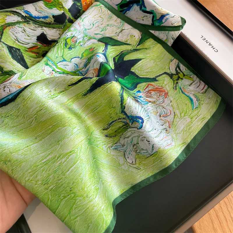 Fashion 100 Real Silk Scarf 53cm Square Bandelet Womens Silk Temperament Small Scarf Neck Decorative Wrap Printed Scarves Z260330