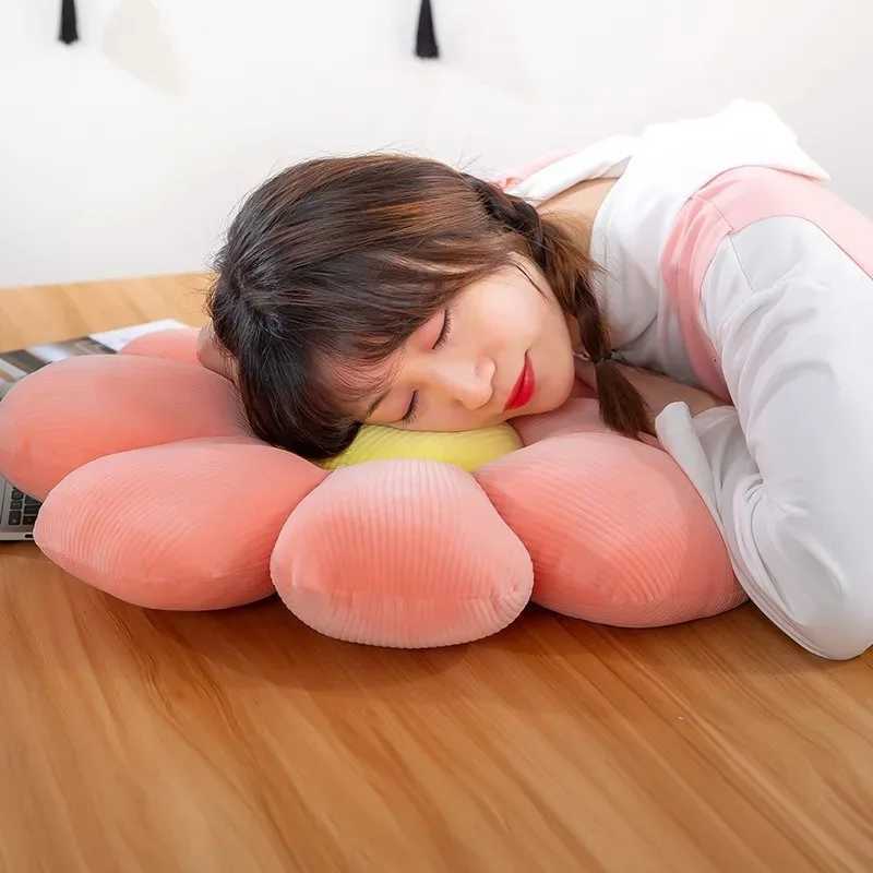 Sunflower Petal Flower Seat Cushion Tatami Mat Office Chair Computer Floor Sitting Pad Comfortable Cozy Essential Home Accessory H260330 - view 3