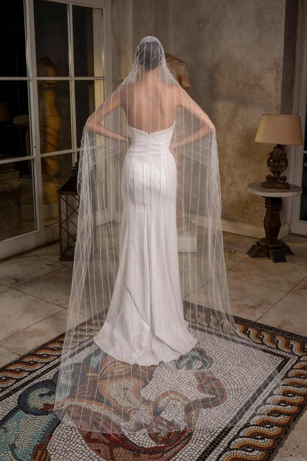 Luxury Beaded Pearls Wedding Veil 3 Meters White Ivory Beading Bridal Veil Customized Bride Headpiece Accessories