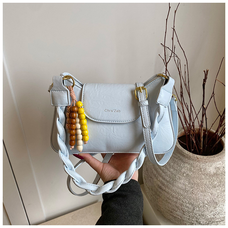 Women's with a high-end feel, bag for women, 2026 new fashion commuter shoulder versatile crossbody bag, small handbag