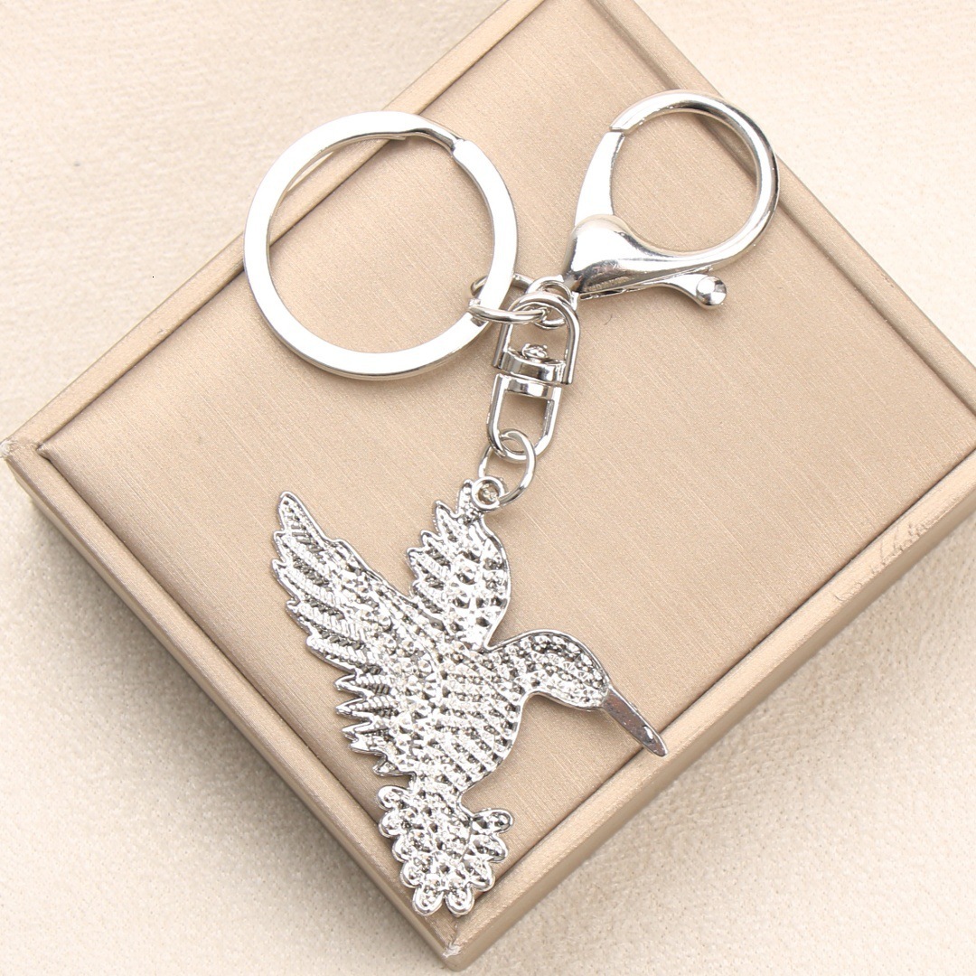 European And American High-End Alloy Rhinestone Hummingbird Keychain Cartoon Animal Keyring Accessories