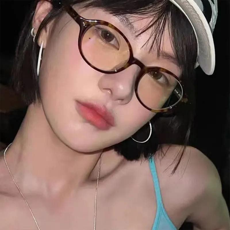 Computer Glasses Frame Women Men Retro Oval Eyewear Driving Business Female Male Fashionable Highend Personalized 260317