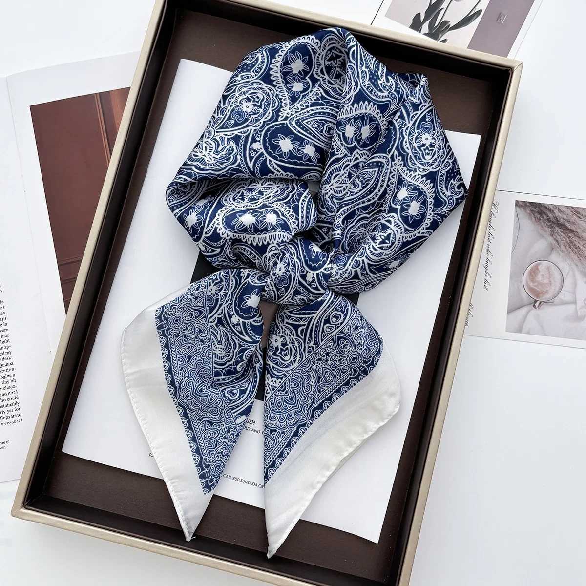 7070cm Wen Summer Luxury Fashion Print Scarf Soft Satin Hairband Neckerchief Tie Fem band Foard 2025 Casual X260328