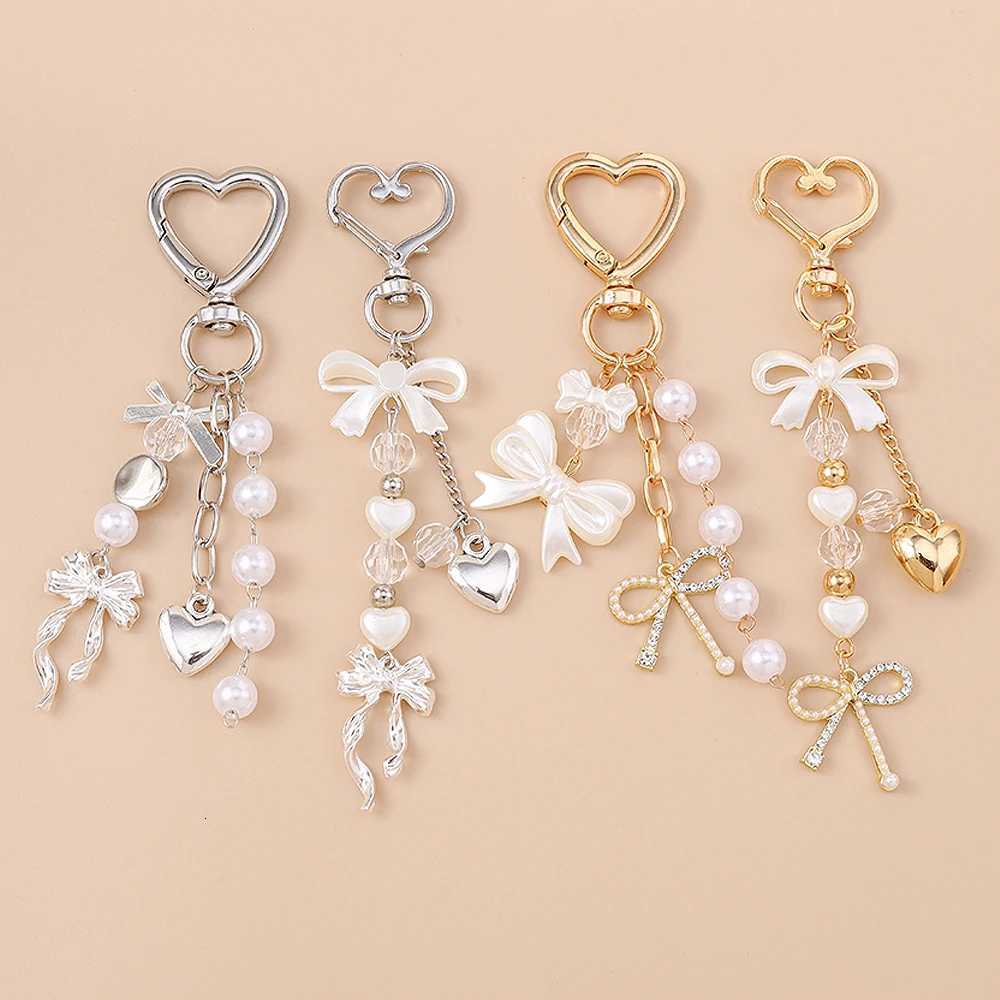 Aihua Cute Y2K Metal Pearl Love Heart Bowknot Key Chain Pearl Key Ring for Women Girl Handbag Pendants DIY Handmade Jewelry Gift Z260330