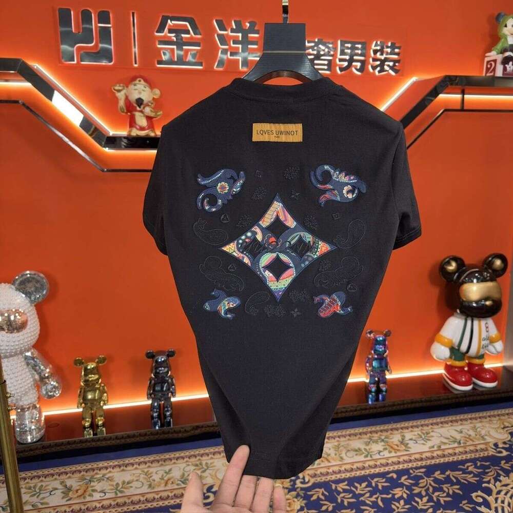 New Men's Round-Neck Embroidered Summer Casual Fashion T-Shirt, Half-Sleeve Top, Trendy Brand Versatile Short-Sleeve Shirt Asia Size