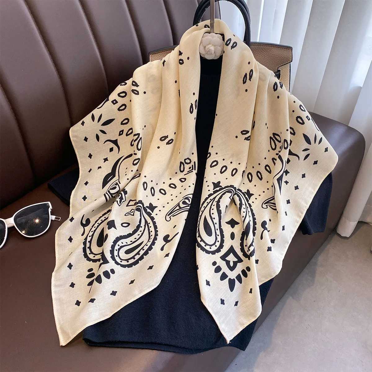 9090cm Paisley Printed Square Scarf For Wen Imitation Silk Scarves Banda Luxury Large Shawl Beach Wraps Elegant Hijab X260328