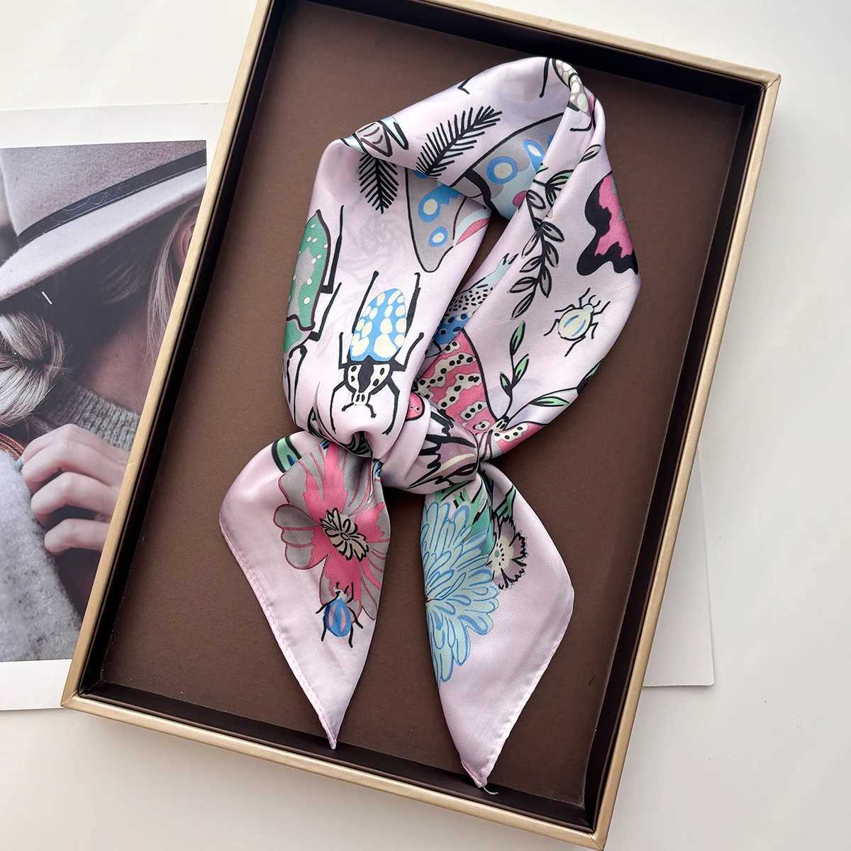 Wen Foard Square Scarf Silk Imitation Floral Print Neckerchief Bandana Foard Lady Shawl Scarves Wrap Hair Band Ties X260328