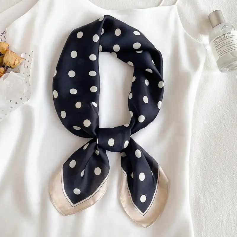 Luxury Design Print Silk Square Scarf Wen Soft Horse Hairband Neckerchief Foard Bag Ribbons Gift Off Hijab band HOT X260328