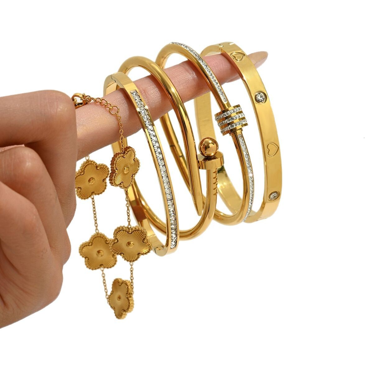 Designer Luxury Gold Bracelet Set With Diamond Studs - Elegant Diamond-studded Bracelet For Ladies, High-end Hand Chain