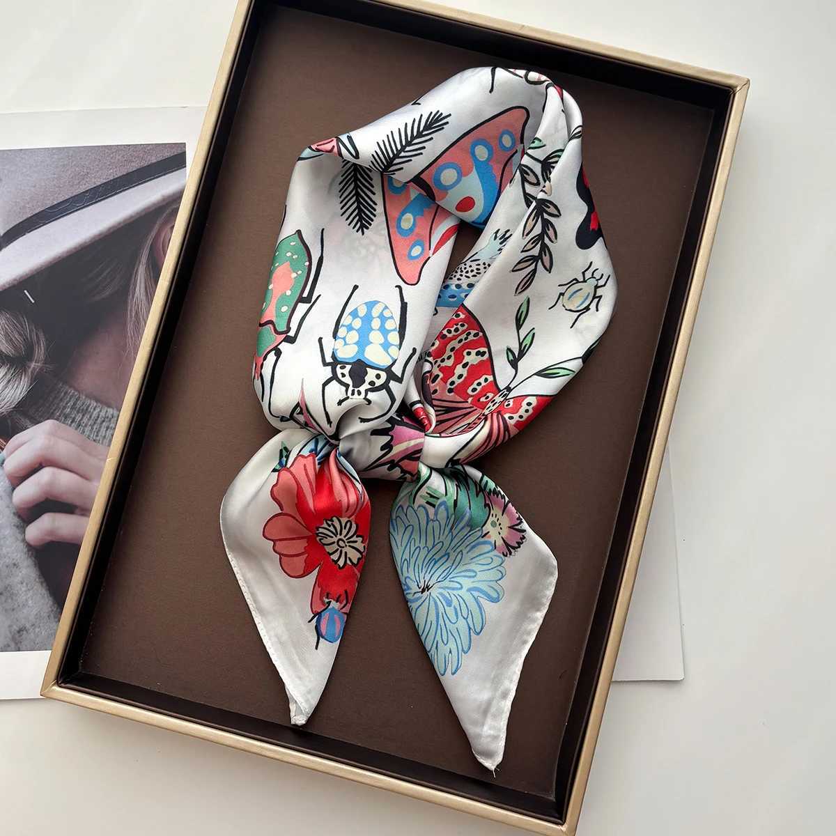 Wen Foard Square Scarf Silk Imitation Floral Print Neckerchief Bandana Foard Lady Shawl Scarves Wrap Hair Band Ties X260328