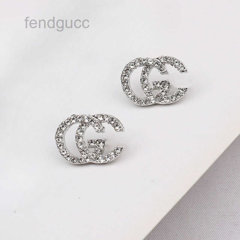 Designer Charm Stud Jewelry Fashion Womens Pearl Earring Luxury Crystal Women Letter Designers Jewlery Accessories