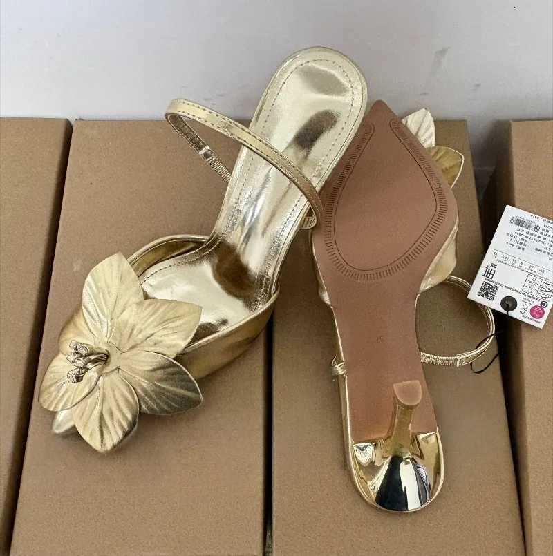 Golden Flower Wedding Party Ladies High Heels Shoes Sexy Pointed Toe Banquet Stiletto Unique Design Brand Women Modern Sandals Z260330